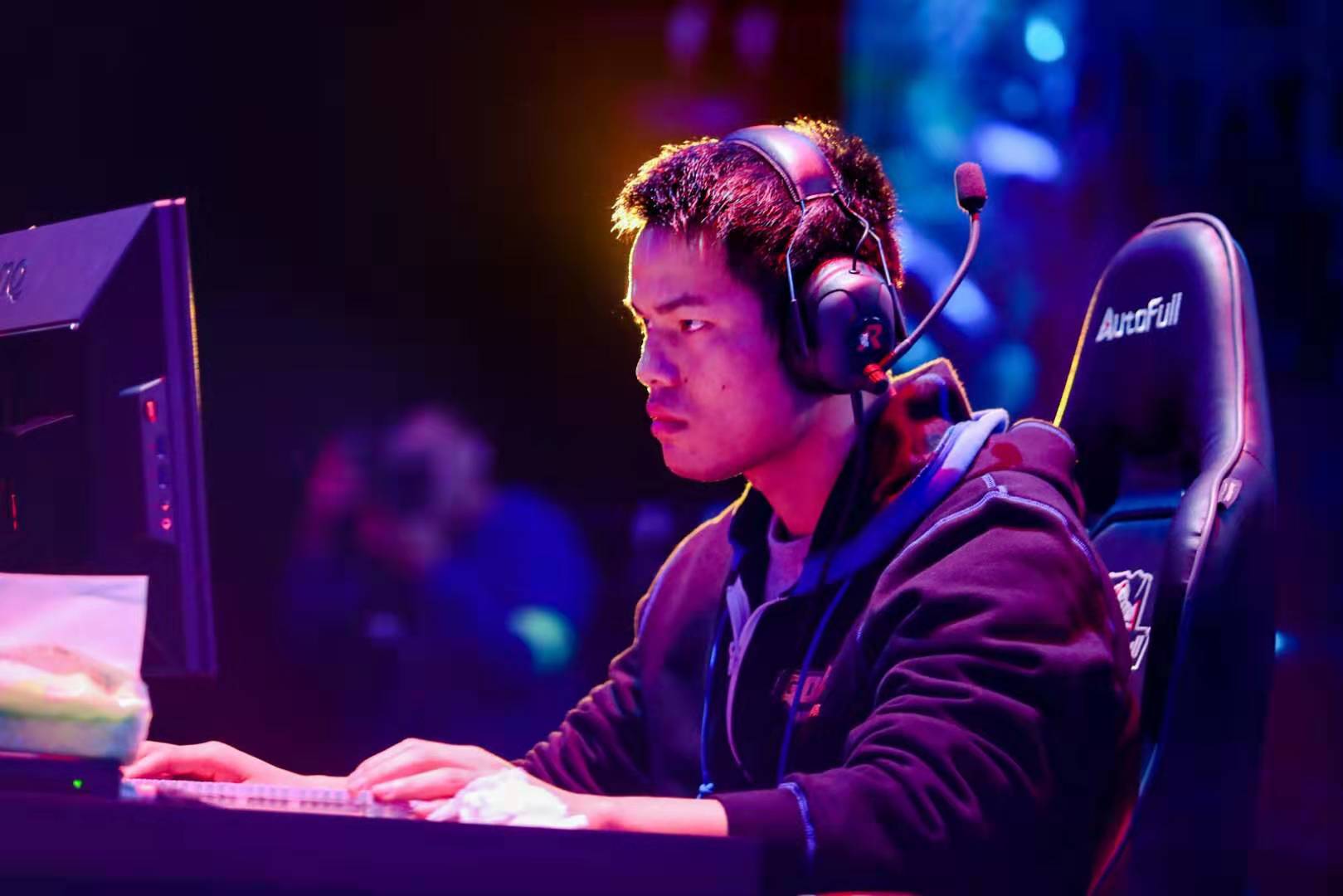 门的差距 门的差距